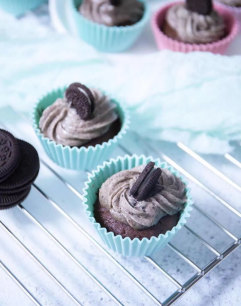 Oreo Cookie Cupcakes奥利奥饼干纸杯蛋糕