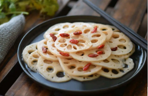 Fried Lotus Root 糖醋藕片