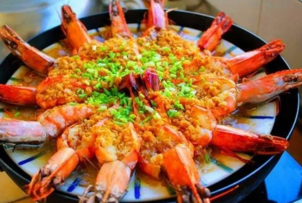 Steamed Garlic Prawns 蒸蒜蓉开背虾