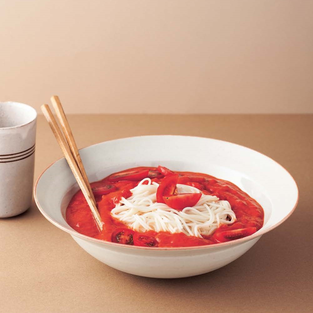 Tomato bibim noodles