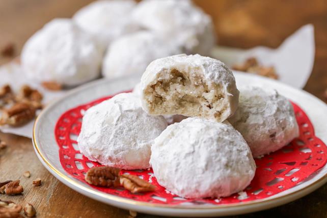 Pecan Snowball Cookies 