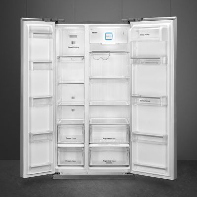 SMEG Side-by-side Refrigerator / Freezer SBS660X